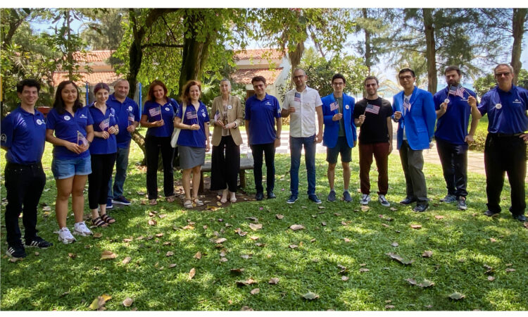 U.S. Consul General Judith Ravin Welcomes U.S. Chess Team to Chennai